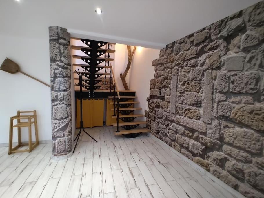 Sur La Route Du Pont Neuf Villa Sauvain Kültér fotó